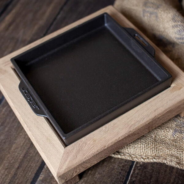 CAST IRON SERVICE TRAYS